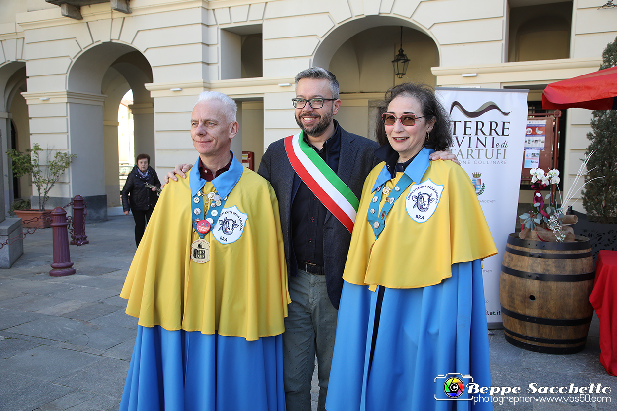 VBS_6770 - Fiera Storica di San Giuseppe 2024 - Alla Corte del Vino Barbera...la Salsiccia di Bra.jpg